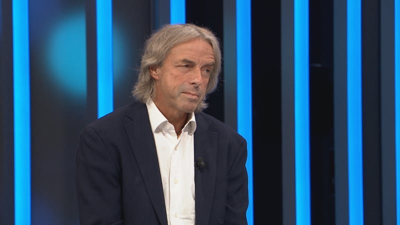 Lék z „houbiček“ pomůže při léčbě veteránů z Ukrajiny, věří Bém. Za schválení ocenil i Blažka Lék z „houbiček“ pomůže při léčbě veteránů z Ukrajiny, věří Bém. Za schválení ocenil i Blažka