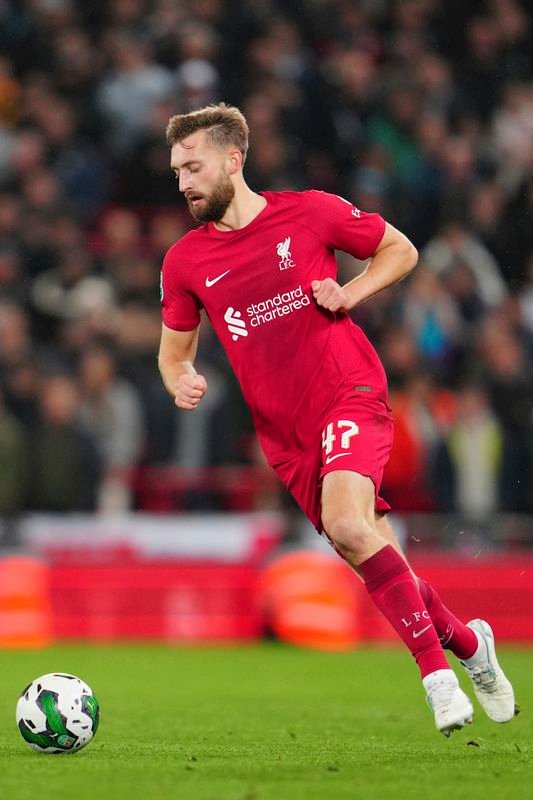 Liverpool hlási odchod ďalšieho obrancu. Odchovanec bol už v klube nepotrebný