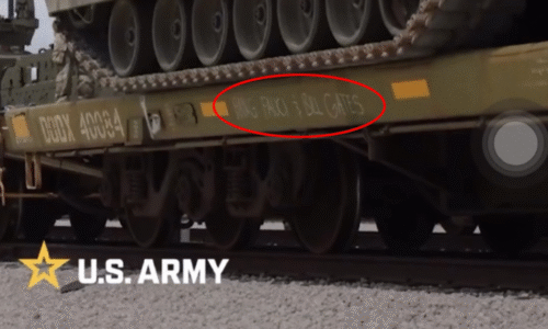 Ve videu Americké armády se objevilo graffiti „Oběste Fauciho a Billa Gatese“