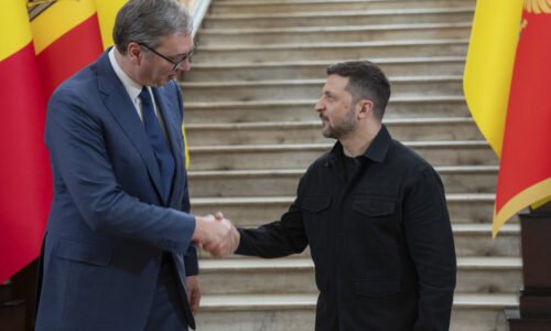 SVR: Srbsko dodáva vo veľkom zbrane ukrajinskej armáde