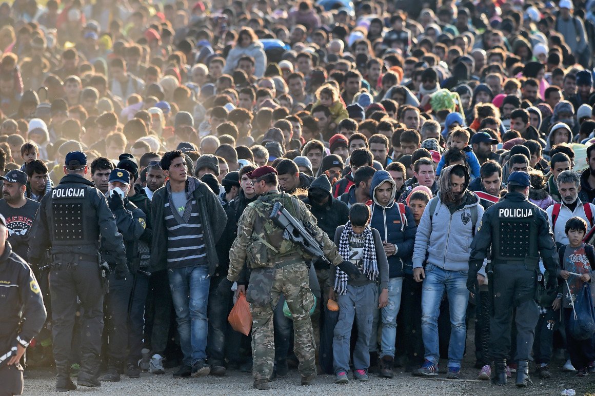 Pretrvávajúca eskalácia na Blízkom východe by mohla vyústiť do ďalšej vlny migrácie Pretrvávajúca eskalácia na Blízkom východe by mohla vyústiť do ďalšej vlny migrácie