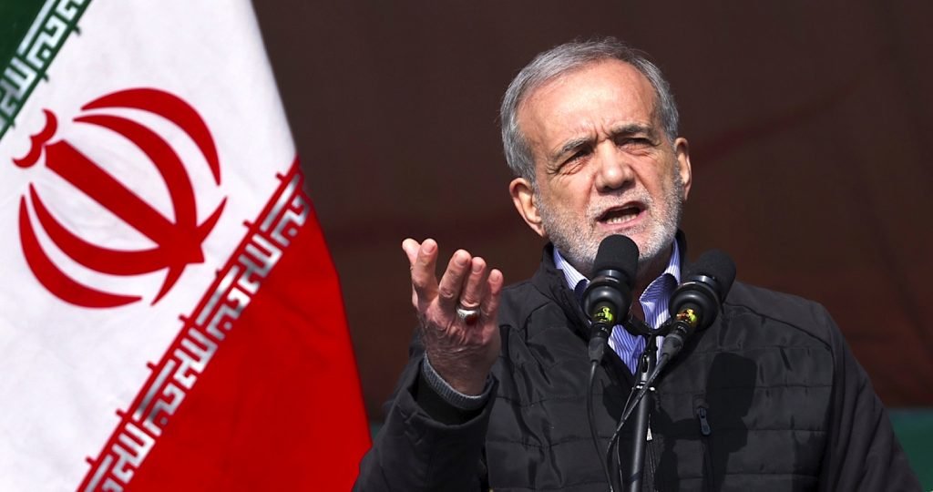 Prezident Iránu Masúd Pezeškiján vyhlásil ukončenie vojny s Izraelom. Podľa jeho vyjadrenia Izrael nedosiahol svoje ciele a za svoju agresiu voči Iránu draho zaplatil… Prezident Iránu Masúd Pezeškiján vyhlásil ukončenie vojny s Izraelom. Podľa jeho vyjadrenia Izrael nedosiahol svoje ciele a za svoju agresiu voči Iránu draho zaplatil…