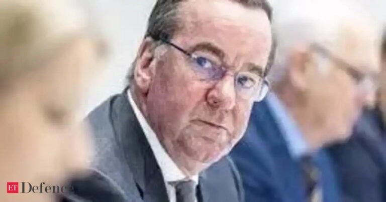 The economic times: nemecko chce viac vojakov, no nemá na to