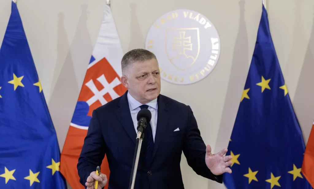 Premiér: Európsky parlament nemá právo kontrolovať Slovenskú republiku