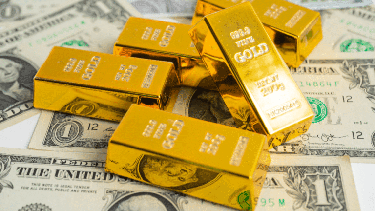 Centrálne banky zrýchľujú nákup zlata – dedolarizácia sa vyostruje