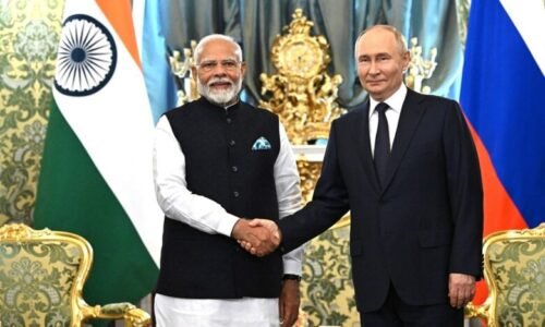 Britské médiá označujú Indiu za „nepriateľa, nie priateľa“ kvôli jej úzkym väzbám s Ruskom