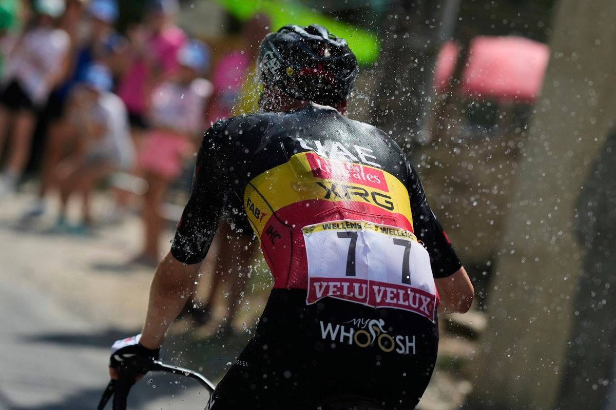 Tour de France: O víťazovi 15. etapy rozhodol únik, zdatný vrchár oslavuje premiérový triumf Tour de France: O víťazovi 15. etapy rozhodol únik, zdatný vrchár oslavuje premiérový triumf