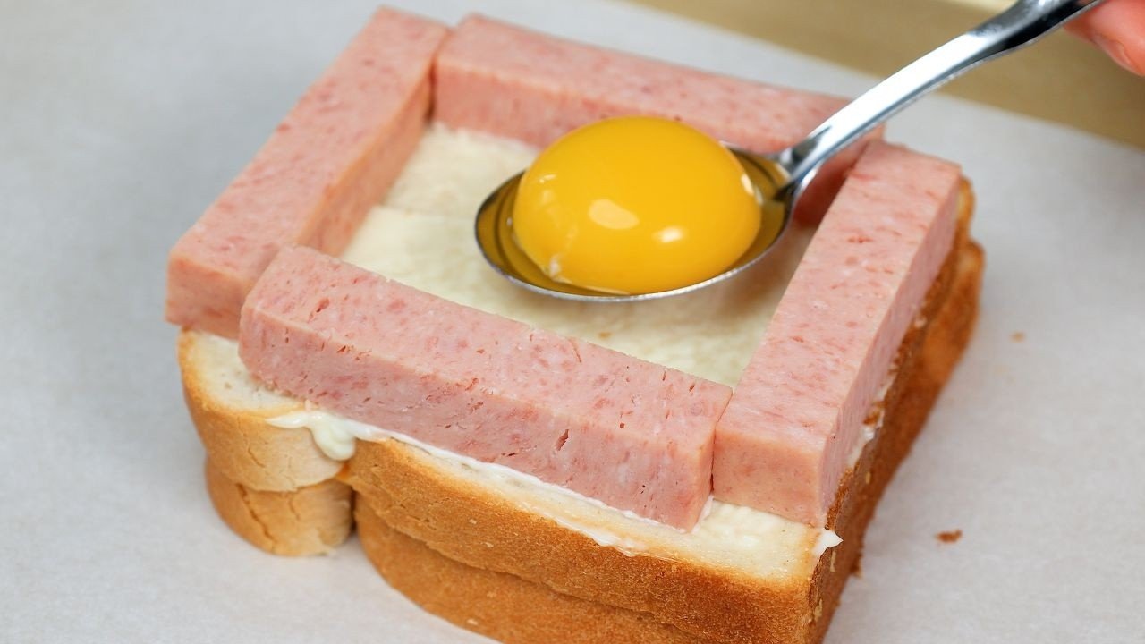 When I discovered these toast recipes, I made egg toast for breakfast every day!