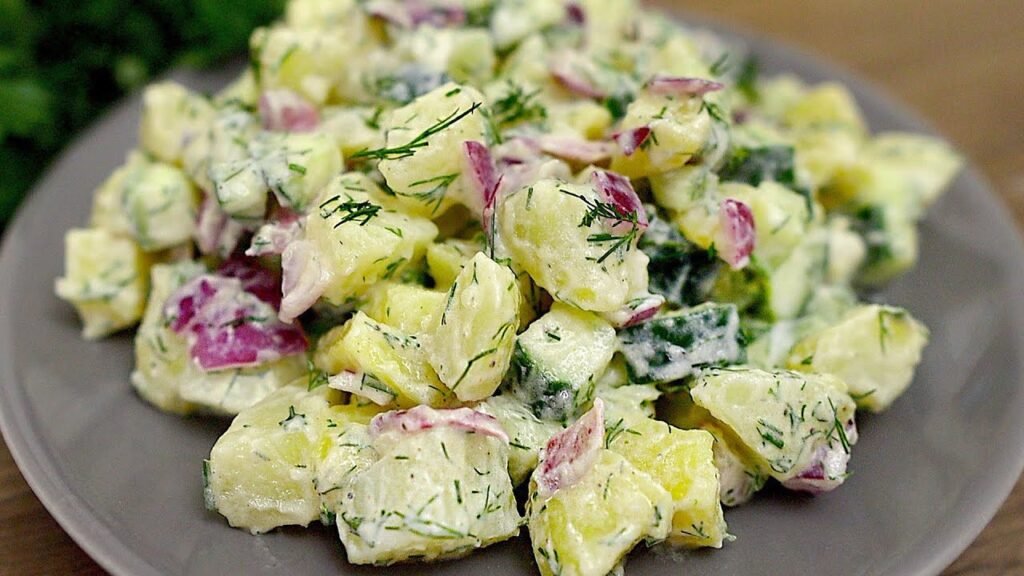 Einfacher kartoffelsalat mit gurke – fertig in 10 minuten!