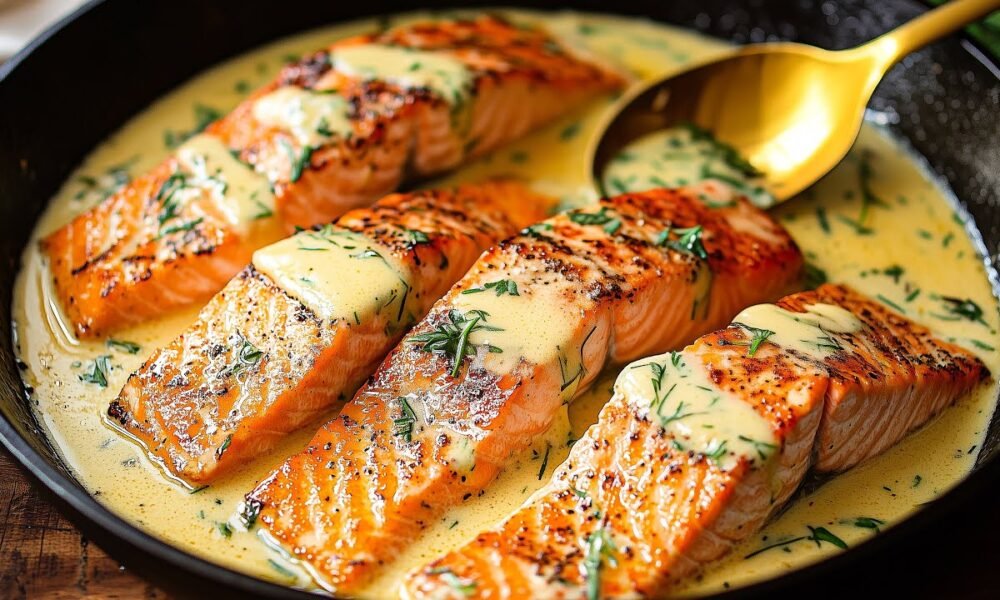 Healthy and SO DELICIOUS! A Quick & Easy way to Cook Salmon in an Amazing Sauce!