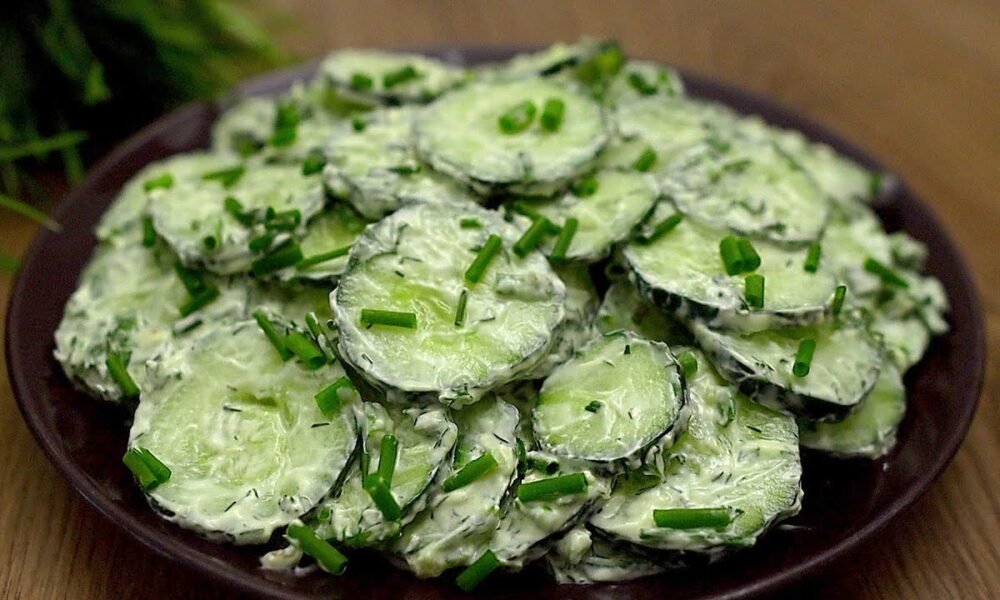Frischer Gurkensalat mit Frischkäse – Einfach & Cremig!