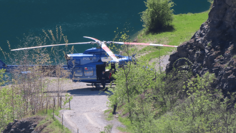 Mrtvou ženu objevili v lomu na Berounsku. Na místo byl povolán vrtulník Mrtvou ženu objevili v lomu na Berounsku. Na místo byl povolán vrtulník
