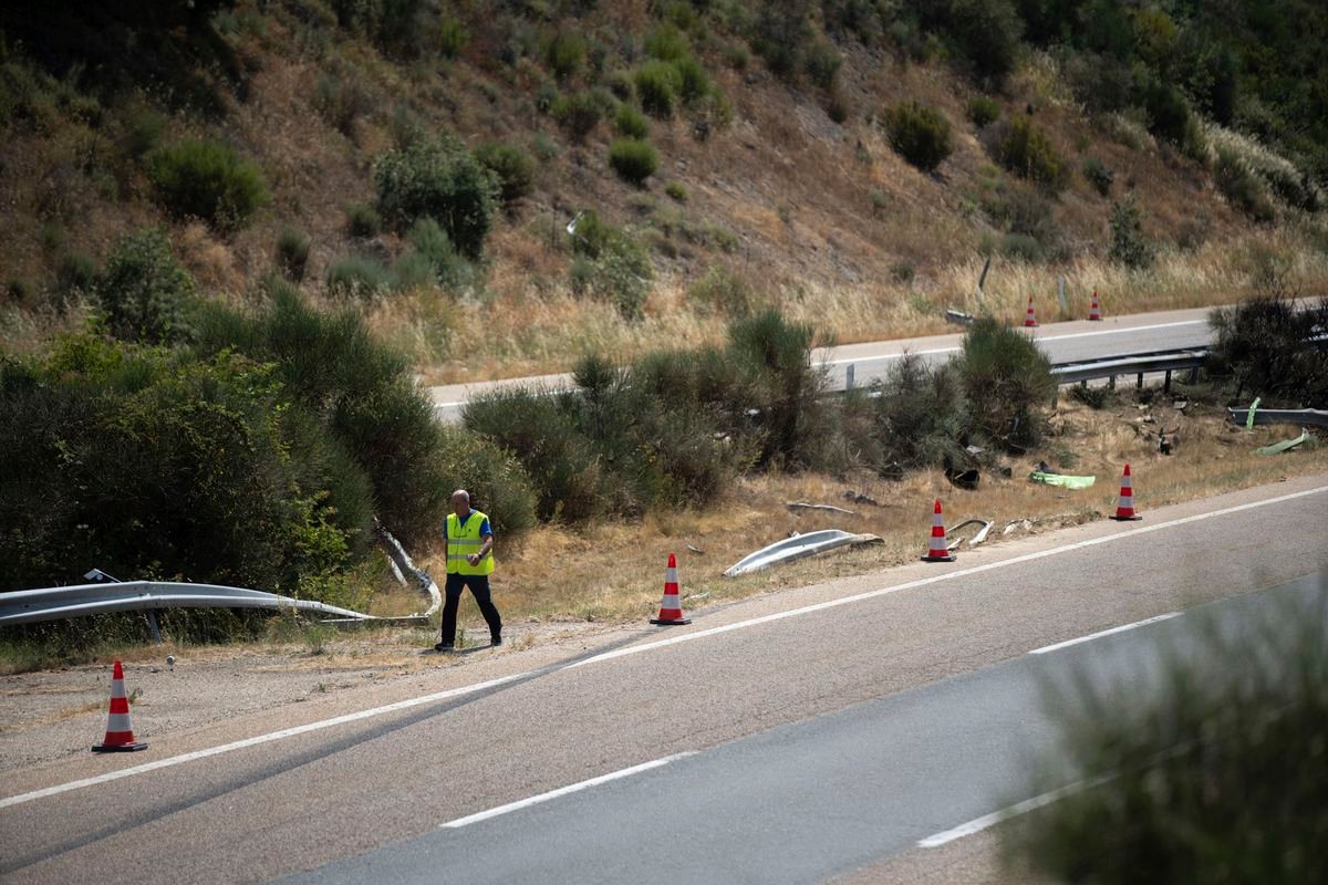 FOTO+VIDEO Polícia zverejnila detaily tragickej nehody Dioga Jotu. Zo záberov z miesta havárie mrazí