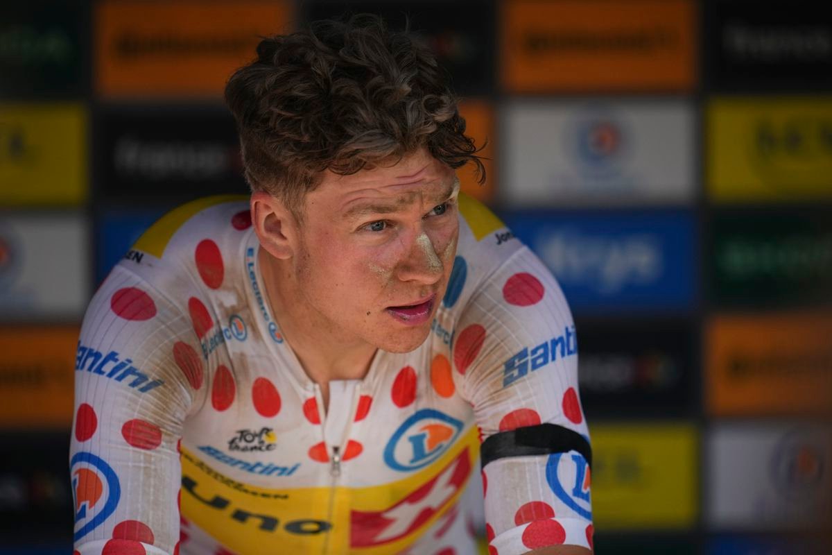 Je nadčlovek? Na Tour de France bude štartovať po zlomenine kľúčnej kosti