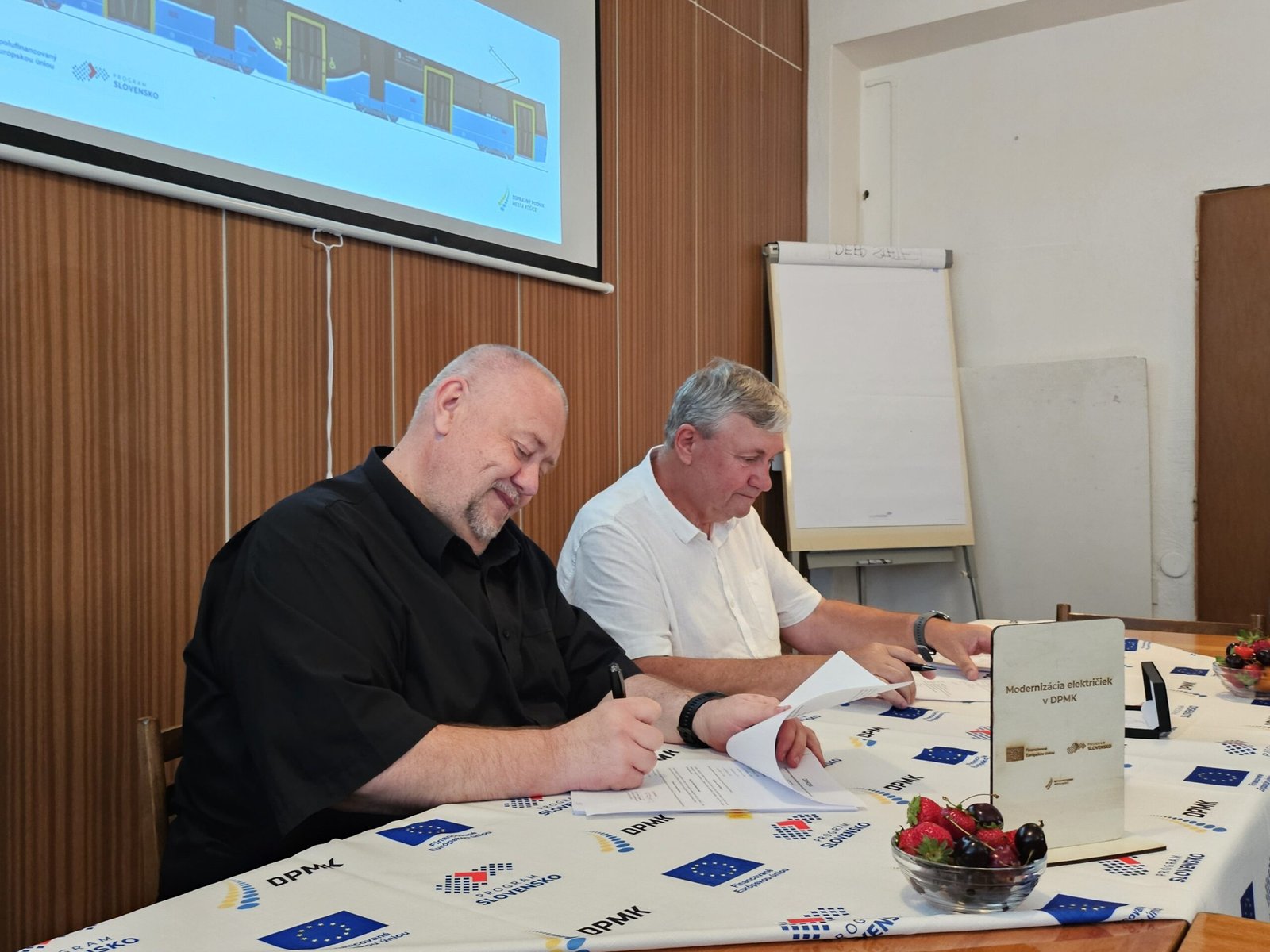 Dopravný podnik začína s modernizáciou električiek Dopravný podnik začína s modernizáciou električiek