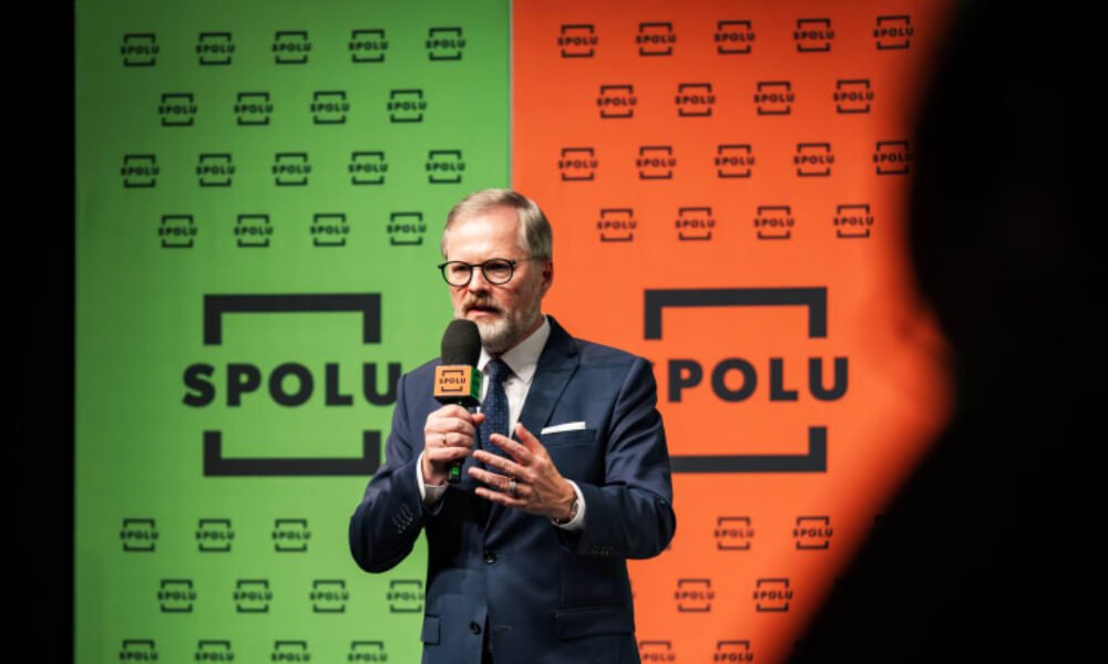 KOMENTÁŘ: Fialova pirueta aneb Jak volby udělaly z premiéra bojovníka proti Green Dealu