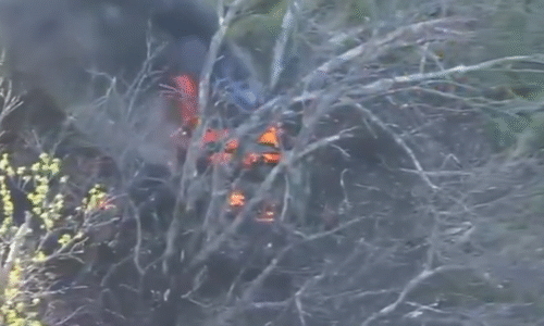Neschováte se, vzkázali Ukrajinci okupantům. Video ukazuje destrukci ruských obrněnců