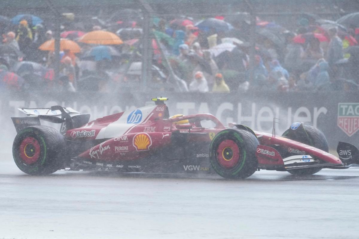 Lewis Hamilton neskrýva rozhorčenie: Na našom monoposte sú veci, ktoré sa nikomu nepáčia