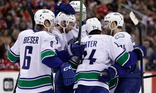 Zranenia a napätie medzi hviezdami. prečo vancouver stavil na neistý talent namiesto okamžitej posily?