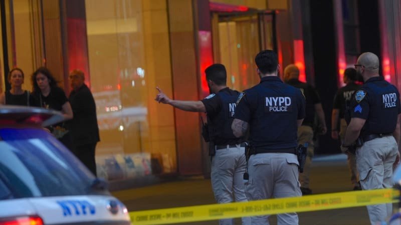 Střelba v kancelářích na Manhattanu: Útočník zabil čtyři lidi, pak obrátil zbraň proti sobě Střelba v kancelářích na Manhattanu: Útočník zabil čtyři lidi, pak obrátil zbraň proti sobě