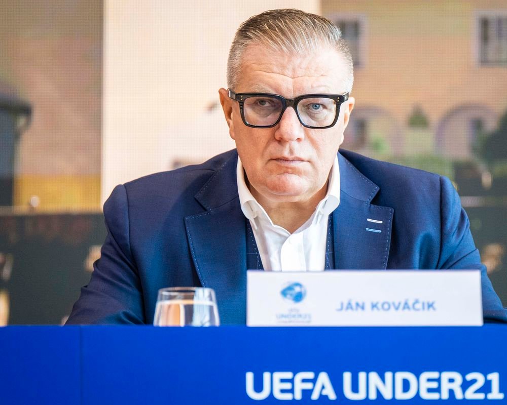 Má SFZ finančné problémy? Zamestnanci čakajú na výplatu, prosia ich, aby boli trpezliví