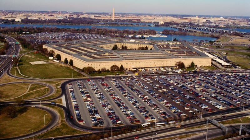 Pizza-teorie úspěšně předpovídá vojenské údery USA: Data z Pentagonu baví statisíce lidí Pizza-teorie úspěšně předpovídá vojenské údery USA: Data z Pentagonu baví statisíce lidí