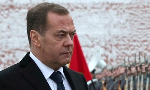 Medvedev chválil Putina: Rozhoduje sa vždy sám, dáva na vlastné skúsenosti a zásady