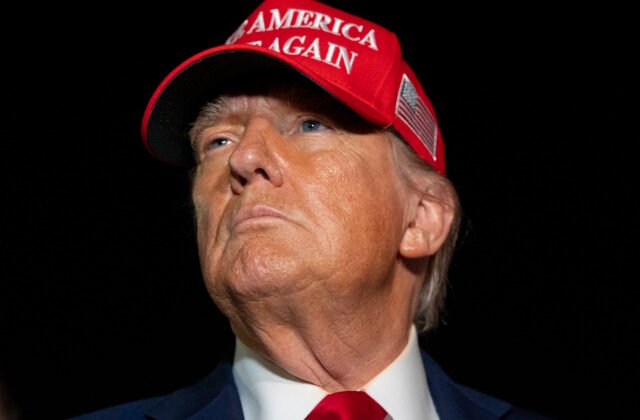 469772_aptopix_trump_27101-640x420.jpg Americký Kongres schválil Trumpov zákon o redukcii daní a výdavkov
