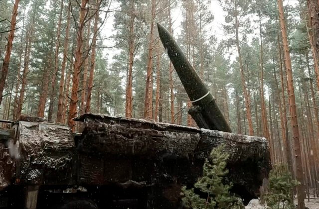 469888_russia_ukraine_78086-2-640x420.jpg Putin hneď po telefonáte s Trumpom na Ukrajinu vypálil rekordných 550 dronov a rakiet