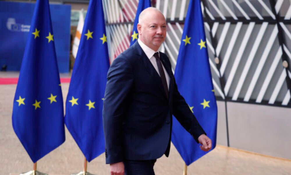 Brusel definitívne schválil prijatie Bulharska do eurozóny