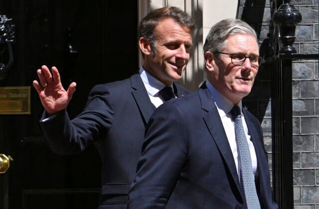 476682_britain_france_summit_81784-640x420.jpg Jadrové odstrašujúce prostriedky Británie a Francúzska budú reagovať spoločne
