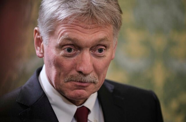 Moskva odmietla plány Macrona a Starmera na vyslanie mierových síl na Ukrajinu