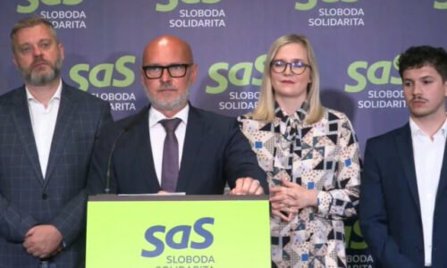 Fico musí podľa SaS zahlasovať za protiruské sankcie, chytil sa do vlastnej pasce – VIDEO