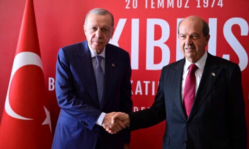 Erdogan trvá na dvojštátnom riešení Cypru, vyzýva na uznanie rozdelenia ostrova