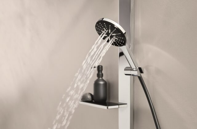 511125_grohe-rainshower-aqua-pure-2-640x420.jpg Spojenie dizajnu a wellness: Rainshower Aqua Pure prináša krásu čistenej vody do vášho domova