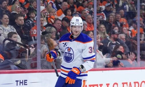Jeden z najhorších klubov NHL posledných sezón sa chce vyhrabať zo dna. Pomôcť má Švéd