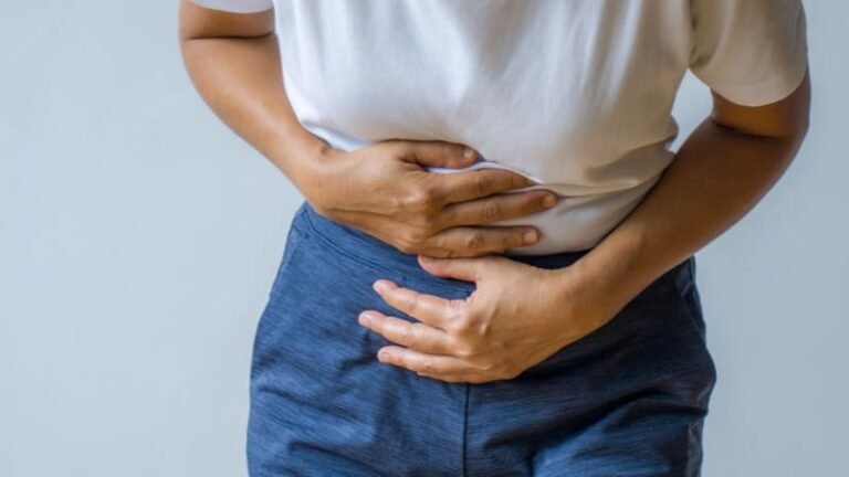 Pozor na led, ale i kávu z džezvy. lékaři radí, jak se v létě vyvarovat problémů s trávením