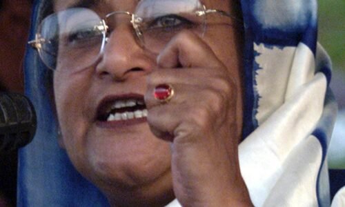 Zásah proti protestujúcim študentom v Bangladéši nariadila premiérka. Nepokoje si vyžiadali 1400 obetí