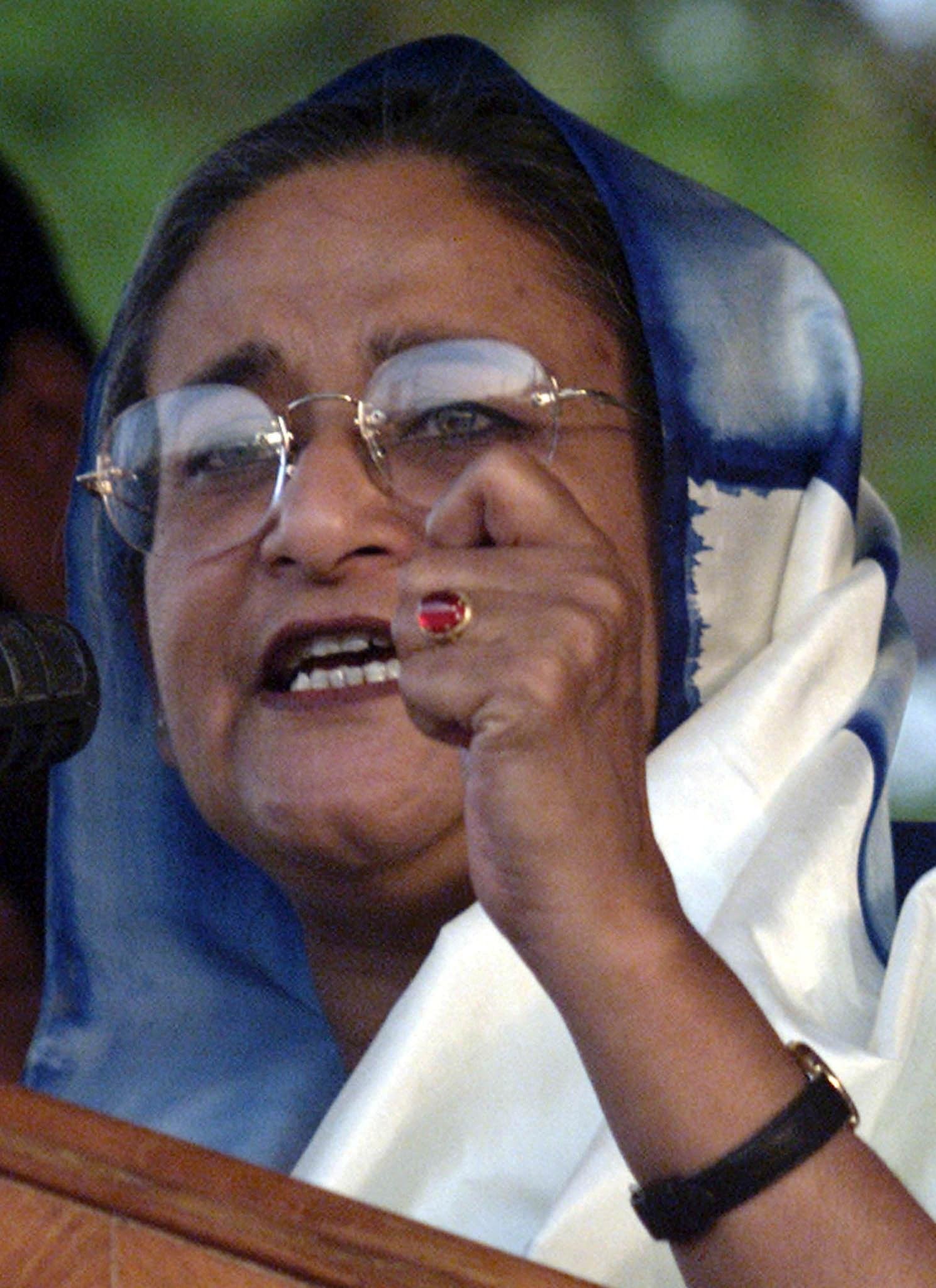 Zásah proti protestujúcim študentom v Bangladéši nariadila premiérka. Nepokoje si vyžiadali 1400 obetí Zásah proti protestujúcim študentom v Bangladéši nariadila premiérka. Nepokoje si vyžiadali 1400 obetí