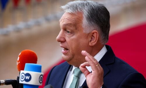 Mier na Ukrajine nastane, až keď sa stretnú ruský a americký prezident, tvrdí Orbán