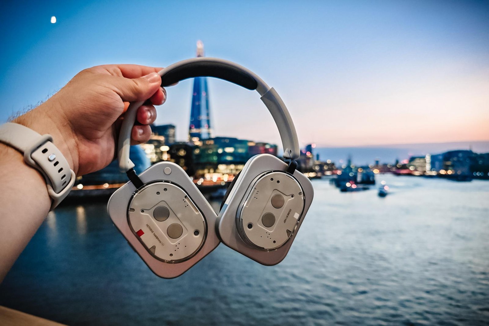 Prvý vstup ako sa patrí? Otestovali sme slúchadlá Nothing, ktoré môžu potrápiť Apple aj Sony Prvý vstup ako sa patrí? Otestovali sme slúchadlá Nothing, ktoré môžu potrápiť Apple aj Sony