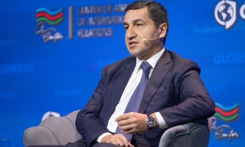 Top predstaviteľ Azerbajdžanu pre HN: Odsuňme nabok zelený fanatizmus. Plyn zostane naďalej kľúčovou energiou