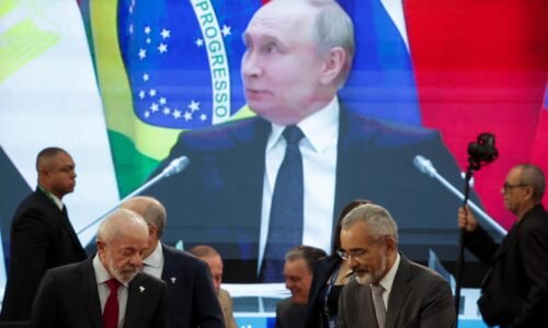 Model liberálnej globalizácie je prežitý, vyhlásil Putin na summite BRICS. Striedať ho má multipolárny svet