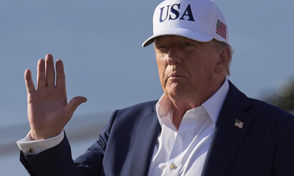 Trump hlási otočku v pomoci Ukrajine: Budeme im posielať viac zbraní, nie som spokojný s Putinom