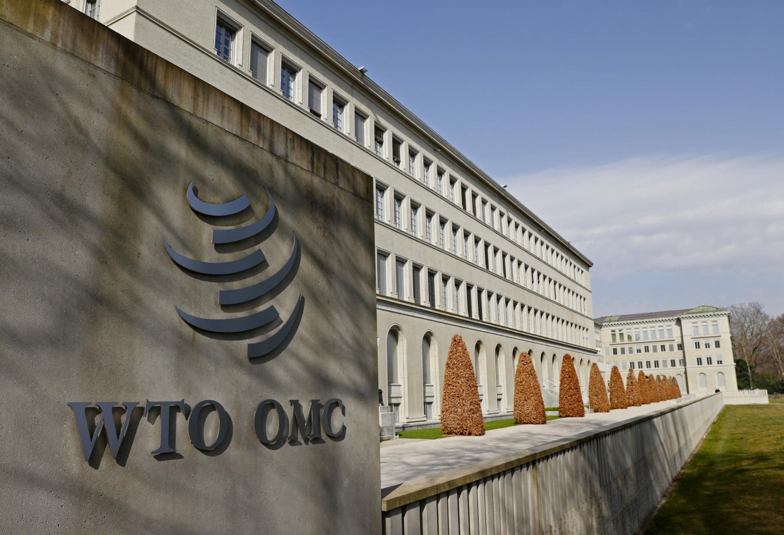Kanadská profesorka navrhuje vylúčiť Spojené štáty z WTO, chce chrániť svetové hospodárstvo Kanadská profesorka navrhuje vylúčiť Spojené štáty z WTO, chce chrániť svetové hospodárstvo