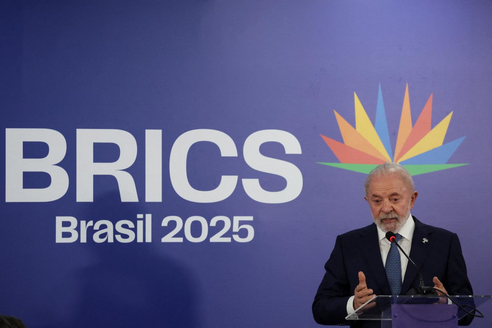 Štáty BRICS budú rozširovať spoluprácu napriek hrozbám Trumpa. V hre sú aj odvetné clá, píše New York Times Štáty BRICS budú rozširovať spoluprácu napriek hrozbám Trumpa. V hre sú aj odvetné clá, píše New York Times