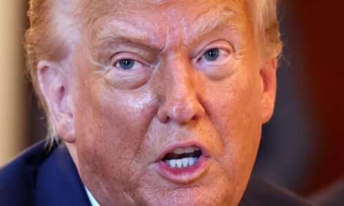 Trump poslal listy o zvýšení ciel 14 krajinám vrátane kľúčových spojencov. EÚ medzi nimi nie je