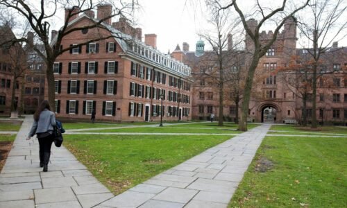 Rusko označilo Yaleovu univerzitu za nežiaducu organizáciu. Školí ruských aktivistov, znie z Moskvy