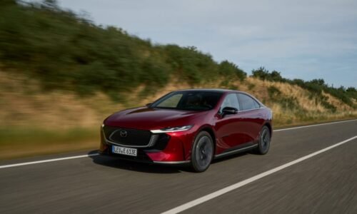 Mazda 6e v testu překvapila: Proč je základní elektromobil lepší než dražší verze?