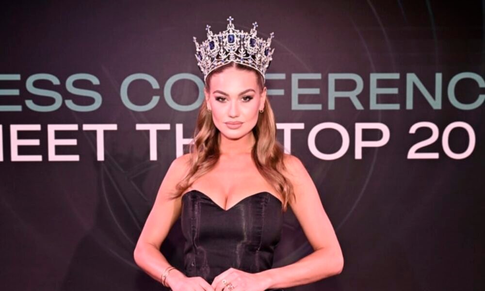 Strach o loňskou Miss: Křeč v rukou a vytřeštěné oči. Štroffekovou odvezla sanitka